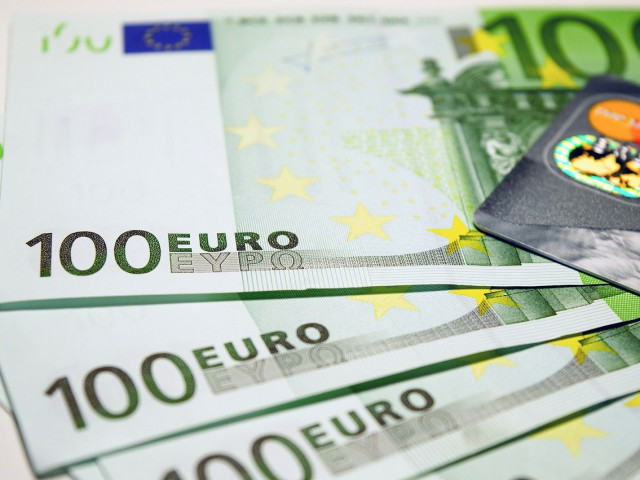С минимална заплата от 1,87 евро на час България е предпоследна в Европа