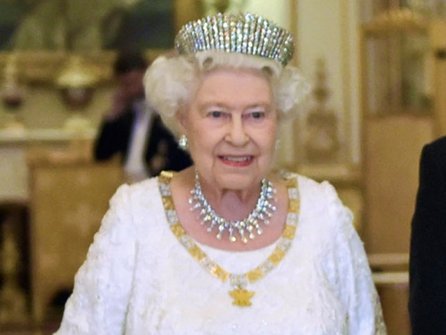 95-годишната кралица на Великобритания се зарази с коронавирус