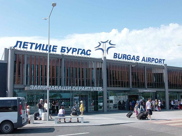 До летището в Бургас ще бъде пуснат влак до 2023 г.