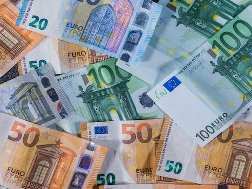 България ще премине към евро валутата в началото на 2024 година