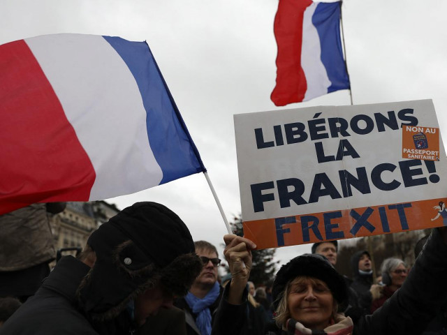 Десетки хиляди протестираха във Франция срещу планираните ковид-ограничения
