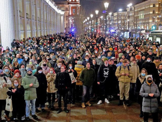 Светът протестира: „Спрете Путин, спрете войната“