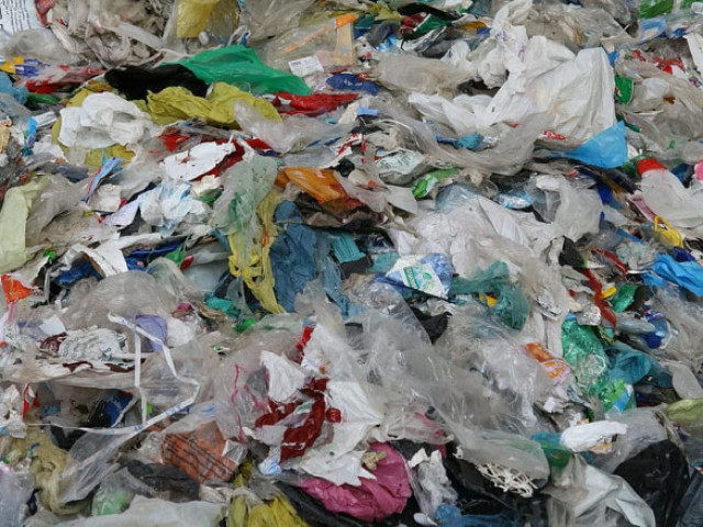 Пластмасовите отпадъци в океана са 10 пъти над очакваното