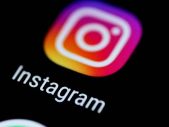 Иран забранява напълно интернет достъпа до Instagram