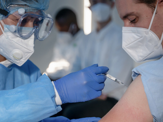 До септември около 10% от населението на света може да бъде ваксинирано, смята СЗО