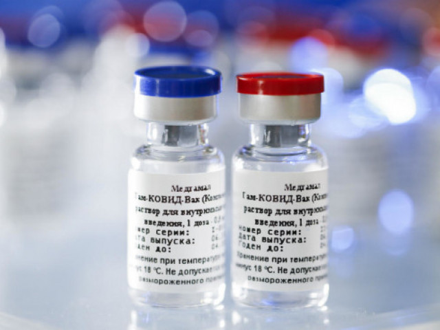 Русия в опит да спечели състезанието за ваксина - ускорени тестове и производство