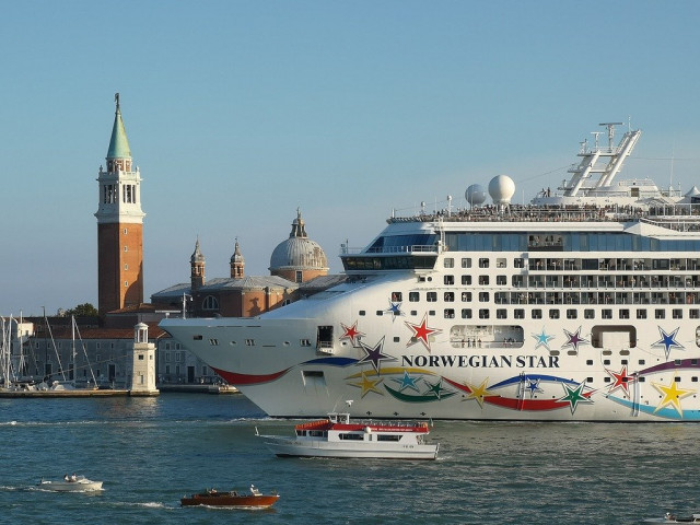 Забраната за круизни кораби във Венеция е „добра новина” според ЮНЕСКО