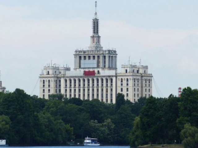 В столицата на Румъния се въвежда строга карантина