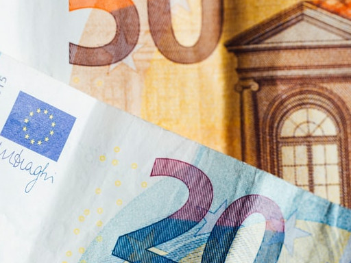Въвеждаме еврото без преходен период от 1 януари 2024 г.