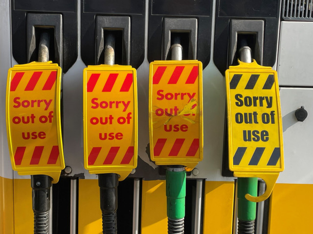 В Обединеното кралство налагат режим на горивата (обновена)