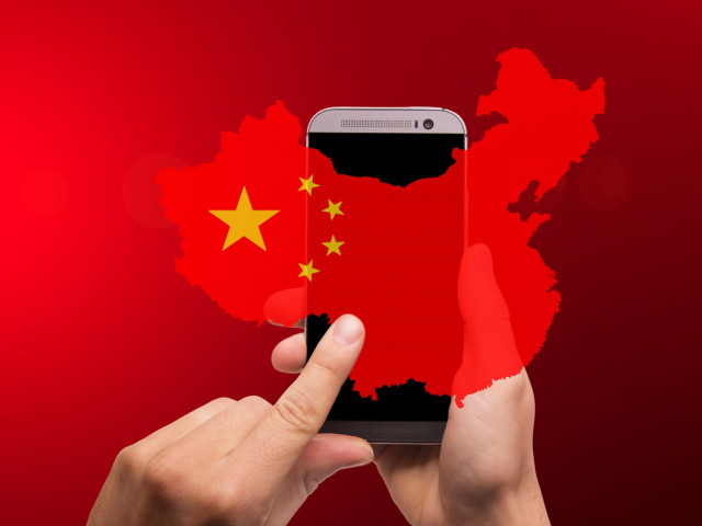 Литва призовава хората да изхвърлят китайските телефони (обновена)