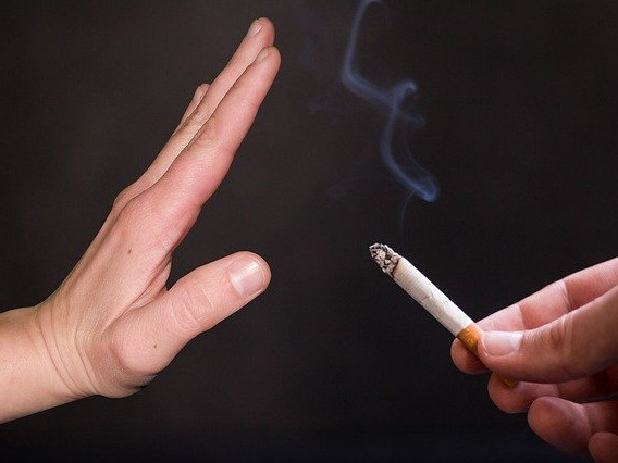 В Нова Зеландия ще забранят продажбата на тютюн на всички, родени след 2008 г.