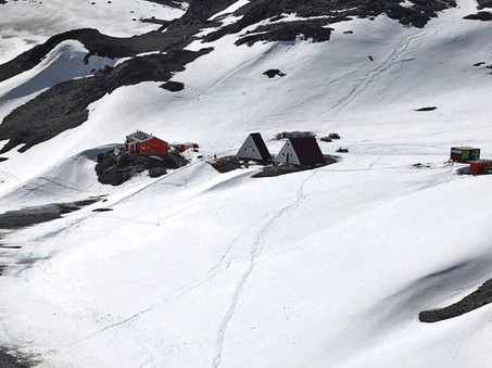 Участниците в 29-ата Национална антарктическа експедиция се завръщат