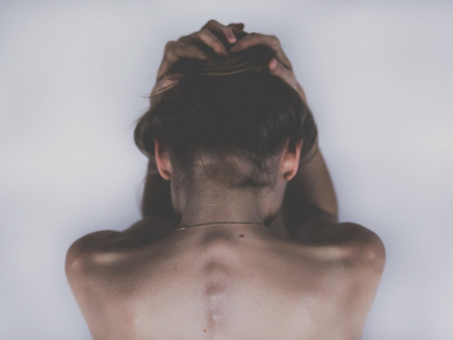 9 физически болки, пряко свързани с емоционалното ни състояние