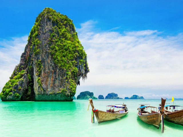 В Тайланд ще започнат да събират такса от туристите