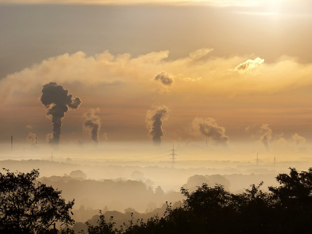 Заради пандемията въглеродните емисии са намалели с 2,4 млрд. тона
