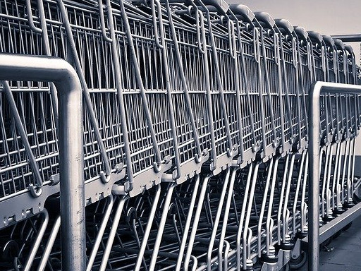 Търговци искат отваряне на големите магазини за нехранителни стоки