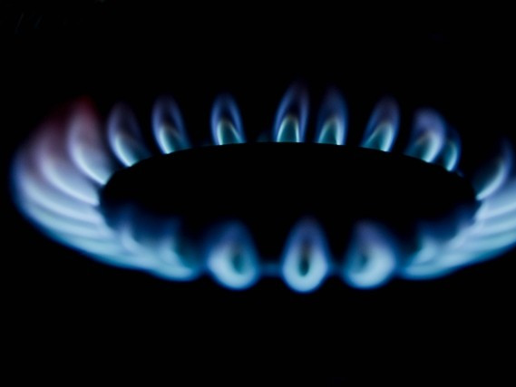 Франция ще замрази тарифите за газ за шест месеца
