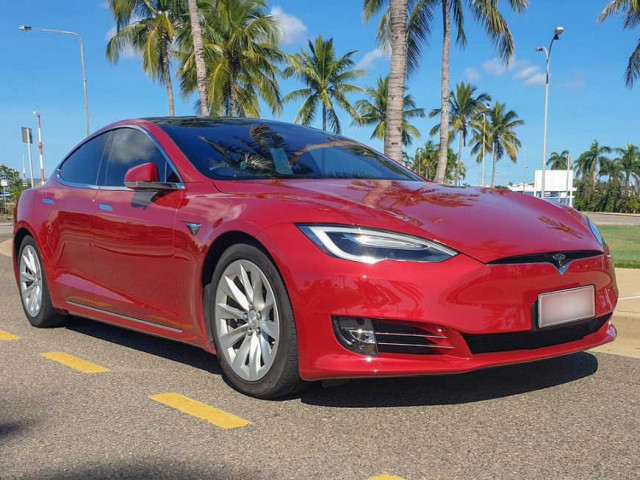 Новаторска батерия удвоява пробега на електромобилите Tesla