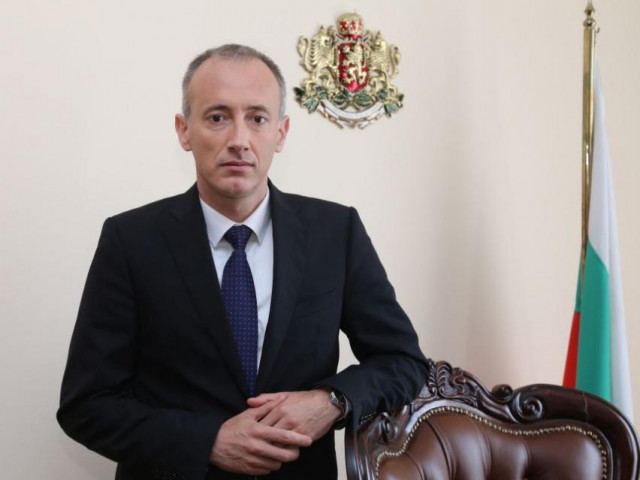 Красимир Вълчев с отличие за най-успешен министър на образованието