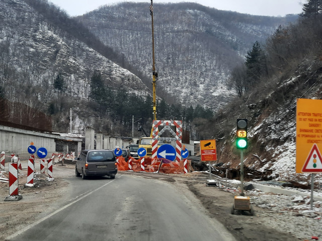 Строителите на АМ „Европа“ ще бъдат глобени заради лоша организация на движението