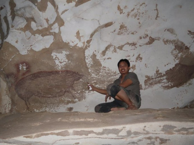 В индонезийска пещера откриха най-древната скална рисунка